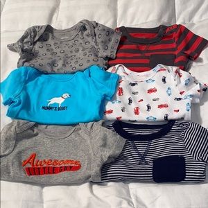 Infant onesies bundle